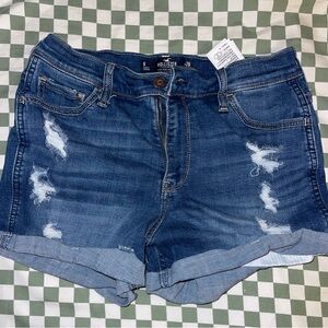 Hollister size 9 High Rise Shorts 3”